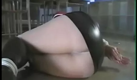 MILF mit دانلود فیلم های سینمایی سکسی جدید Monsterschlauch Titten auf der Luftmatraze!