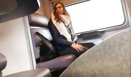 بلوند شلوغ بزرگ کانال های سکسی جدید توسط یک ماساژور هاردکور لعنتی می شود